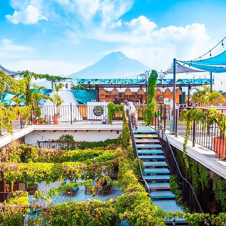 Adra Hostel Antigua Buitenkant foto Mount Fuji view from the hotel
